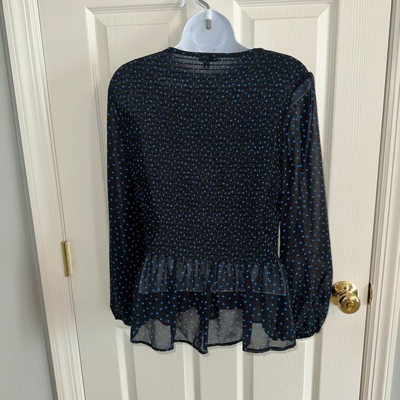 Lily White Blouse - Picture 2 of 5